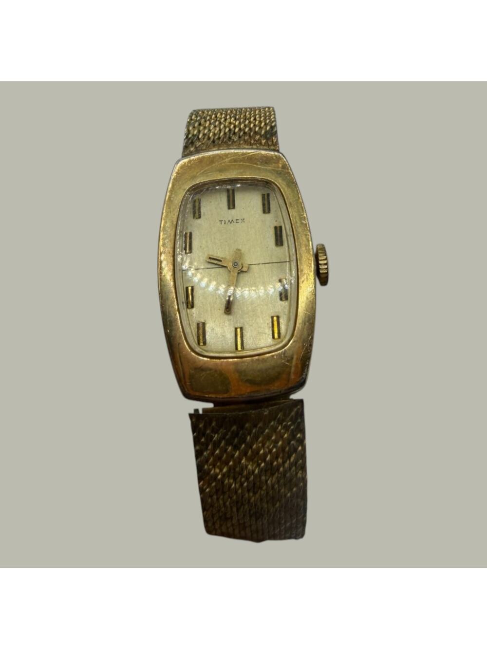 Vintage TIMEX Gold Tone Ladies Manual Wind Wristwatch Mesh Band Runs